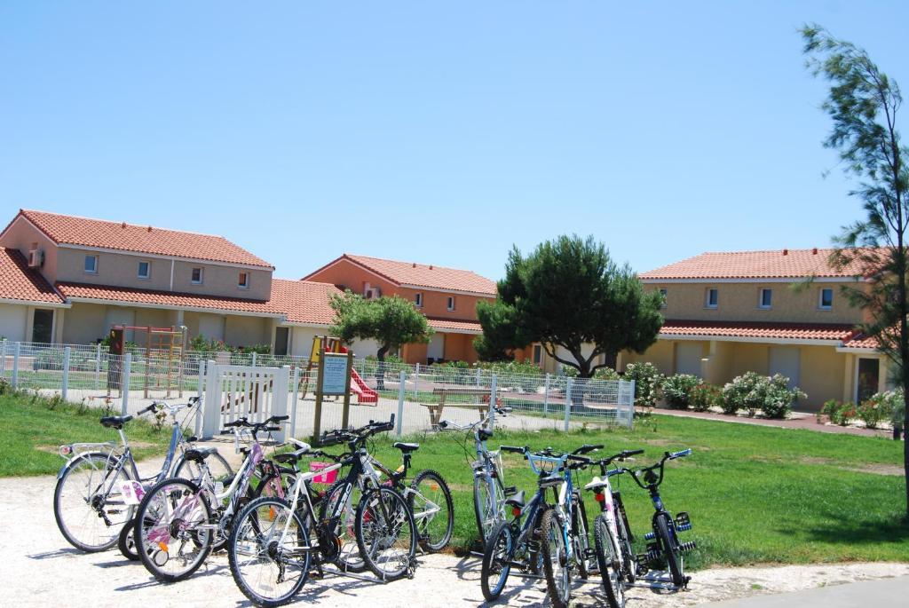 Lagrange Grand Bleu Vacances - Residence Le Mas De Torreilles Eksteriør bilde