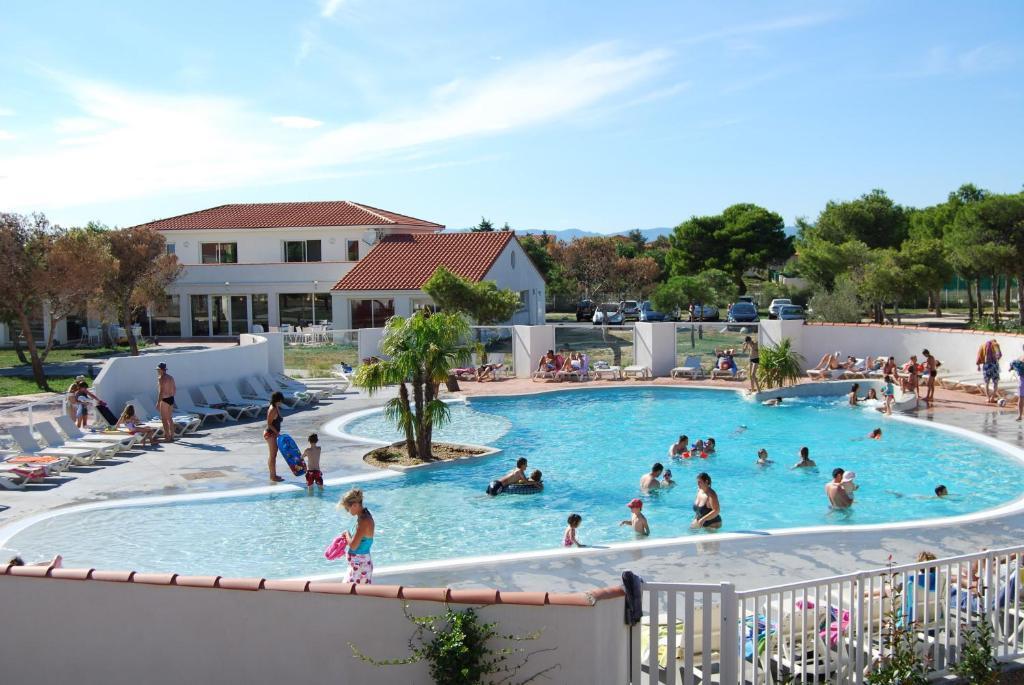 Lagrange Grand Bleu Vacances - Residence Le Mas De Torreilles Eksteriør bilde